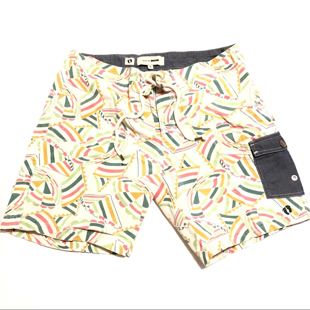 Hang Ten Gold Men’s Summer Shorts Size 31